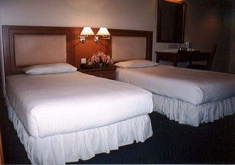 Hotel Sentosa Kuala Belait Eksteriør bilde