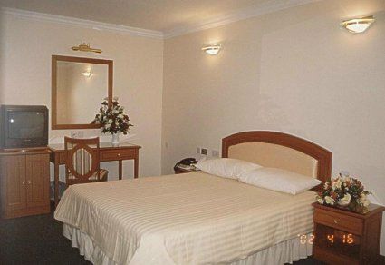 Hotel Sentosa Kuala Belait Eksteriør bilde